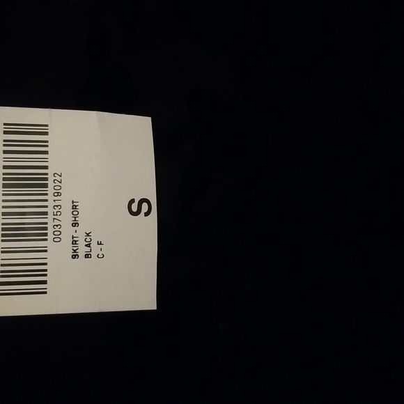 Velvet floral mini skirt black small - Picture 2 of 3